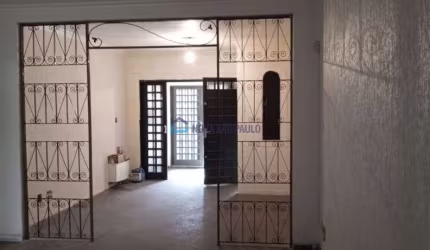 Sobrado na Vila Mariana, com 182m², 4 quartos, 1 suite, 2 vagas. 10 Min Metrô Vila Mariana