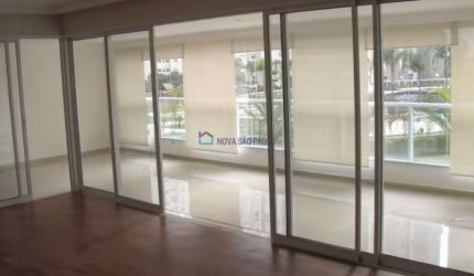 Apartamento com sacada gourmet bairro Ipiranga