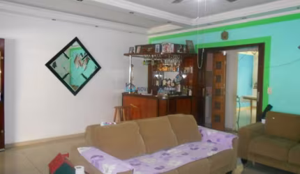 Sobrado à Venda no Jabaquara 150m² com 3 Dormitóri1 suite , 2 vagas. Quintal Churrasqueira  e forno