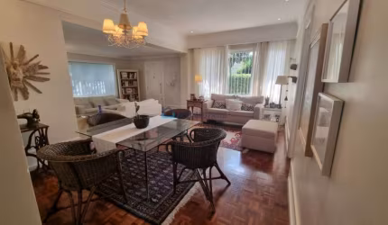 Casa a venda Campo Belo, 3 dormitórios, 1 suíte 100m da Av. Bandeirantes