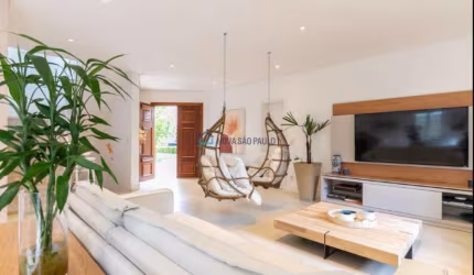 Casa de Condomínio Villa Fiume Rosso 550M2