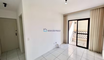 Apartamento/ Saúde/ Face Norte,2 quartos, 2 Varandas