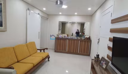 Sobrado na Vila Gumercindo com 3 quartos, sendo 1 suíte, 2 vagas .de garagem