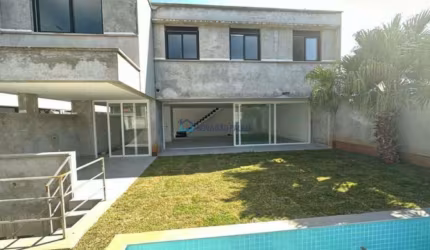 Casa de Condomínio com 4 Quartos e 6 banheiros à Venda, 450 m² por R$ 4.600.000