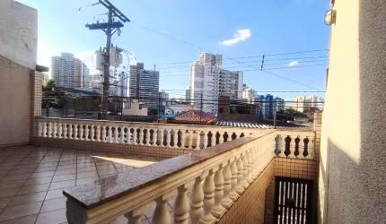 Casa assobradada de 300m², Próxima ao Metrô Alto do Ipiranga