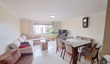 Apartamento amplo no Jardim da Saúde