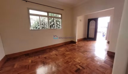 Casa térrea com edícula - Próxima a Corbisier -