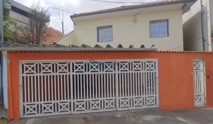Casa residencial com 04 Dorms sendo 02 suítes e 02 vagas