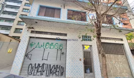 Excelente área comercial ou residencial ao lado do metrô Saúde! Oportunidade!