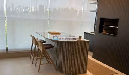 Apartamento no Campo Belo 4 dormitórios, 2 suites, Novo