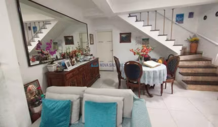 Casa à Venda no Planalto Paulista com 3 quartos, 1 vaga.