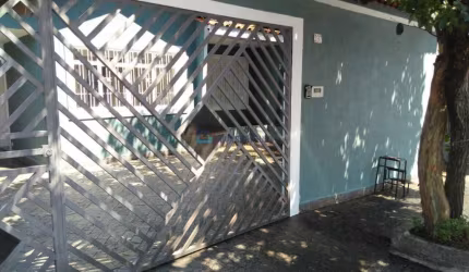 Casa térrea à venda no Moinho Velho imediações do metrô Sacomã.