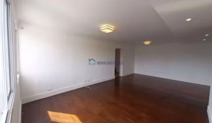 Apartamento à venda em Moema próximo Parque do Ibirapuera