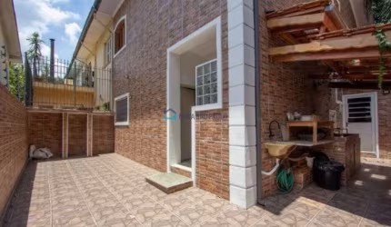 Casa à Venda |Moema|3 Quartos | Suíte.