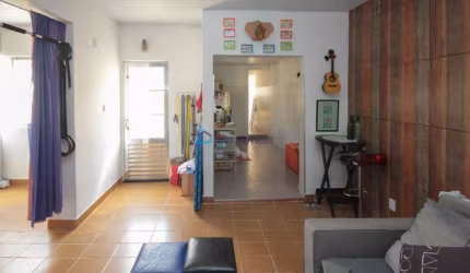 Casa Térrea 04 quartos 02 vagas - Cambuci (próximo a Aclimação)