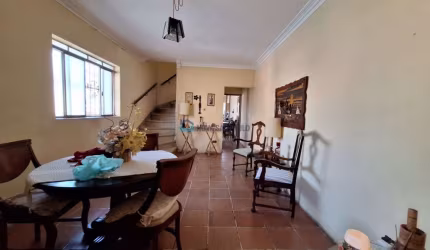 Casa à venda na Vila Gumercindo a 1 km do metrô Santos-Imigrantes