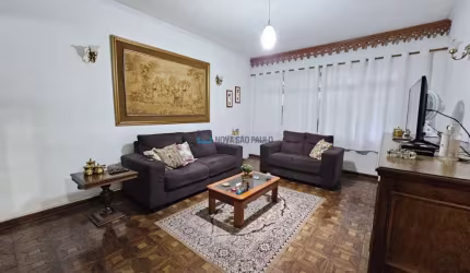 Sobrado próximo a Avenida Santa Catarina
