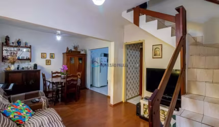 Casa de Vila 4 Dormitórios Perto do Metrô a Venda