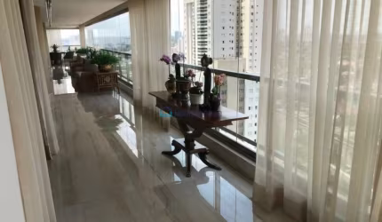 Apartamento alto padrão em Campo Belo . 5 dormitórios (3 suítes) . 5 banheiros . 5 vagas . 495 m2