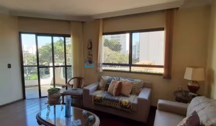 Apartamento à venda 3 dorms com suíte na Vila Gumercindo