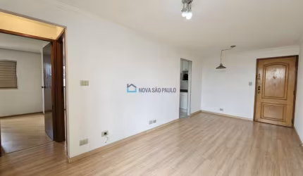 Apartamento,2 dormitórios e 1 vaga, a 10 minutos do Metrô Saúde