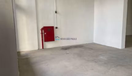 Loja comercial, para venda na Vila Guarani