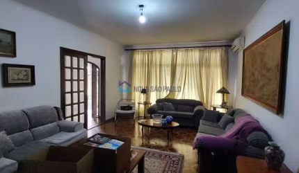 Casa com  4 quartos sendo 2 suites à  venda no  Planalto Paulista.