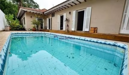 Sobrado à Venda em Santo Amaro, 4 quartos, 2 suítes , 8 vagas, Jardim Marajoara