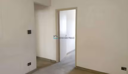 Apartamento à venda em Mirandópolis. 03 quartos . 2 banheiros . 1 vaga . 84 m2