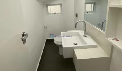 Casa à venda com 240m², 03 vagas e vários ambientes - VILA NOVA CONCEIÇÃO