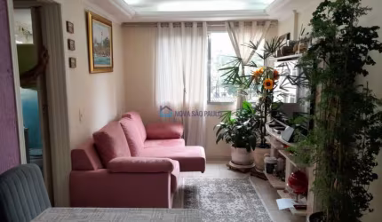 Apartamento Jardim Celeste, próximo a escolas, supermercados, delegacia, padarias, drogarias.