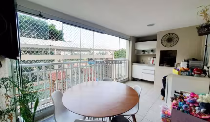 Lindo apartamento com varanda gourmet, próximo ao metrô Praça da Árvore!
