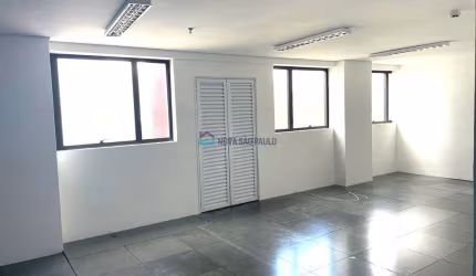 Sala comercial a venda próximo a Estação São Judas