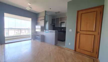 Apartamento ao lado do metrô, andar alto em perfeita conservação!