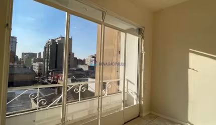 Santa Efigênia Apartamento 47m², Studio com sacada