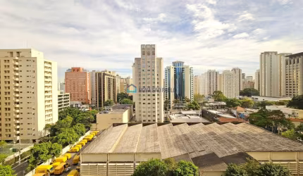 Venda. Moema. Apto 237M². 4 quartos. 4 vagas.