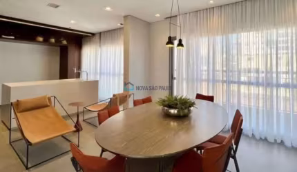 Venda. Moema Pássaros. Studio Mobiliado com 21 m. Sem vaga.