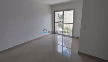 Aceita Pet!!!  3 dormitórios, 2 banheiros, Vaga com Manobrista- Rua Ipiranga, 550- Jardim Aeroporto.