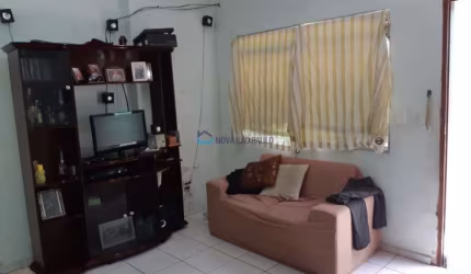 Casa à venda em Americanópolis com 4 quartos e 1 vaga de garagem.
