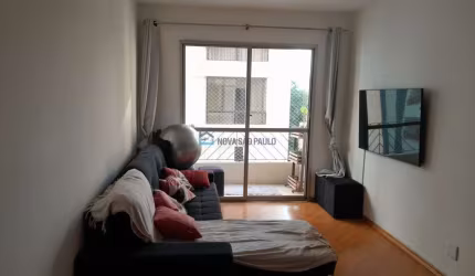 Apartamento metrô São Judas, próximo a escolas, bancos, supermercados, feiras, shopping.