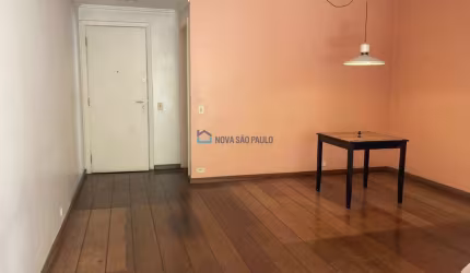 Apartamento com 3 Quartos com suite  à Venda.