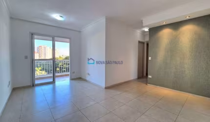 Apartamento de frente, andar mediano, perto do metrô Conceição com 2 vagas de garagem! Oportunidade!