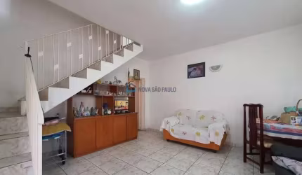 Casa com 200m2, 3 quartos, 2 banheiros, 5 vagas no Ipiranga!
