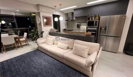 Apartamento com 103 metros Mobiliado - Vila Gumercindo