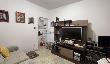 Casa térrea no Centro de Diadema 2 dormitórios e 2 vagas com edícula