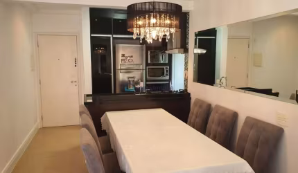 Apartamento com 2 dormitórios e 2 vagas de garagem à venda na Vila Mariana próx. ao metrô