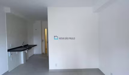 Studio com 01 dormitório na região da Vila Olímpia