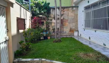Sobrado próximo ao metrô Saúde, Zona Sul, 4 dormitórios (1 suíte) . 4 banheiros . 5 vagas . 215 m2