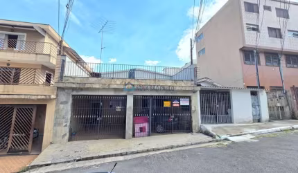 Casa Térrea na Vila Guarani, próximo do S.P Expo e Rodovia dos Imigrantes