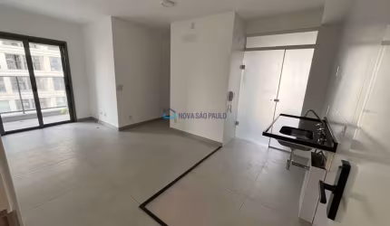 Apartamento em Moema, 2 dormitórios, Suíte